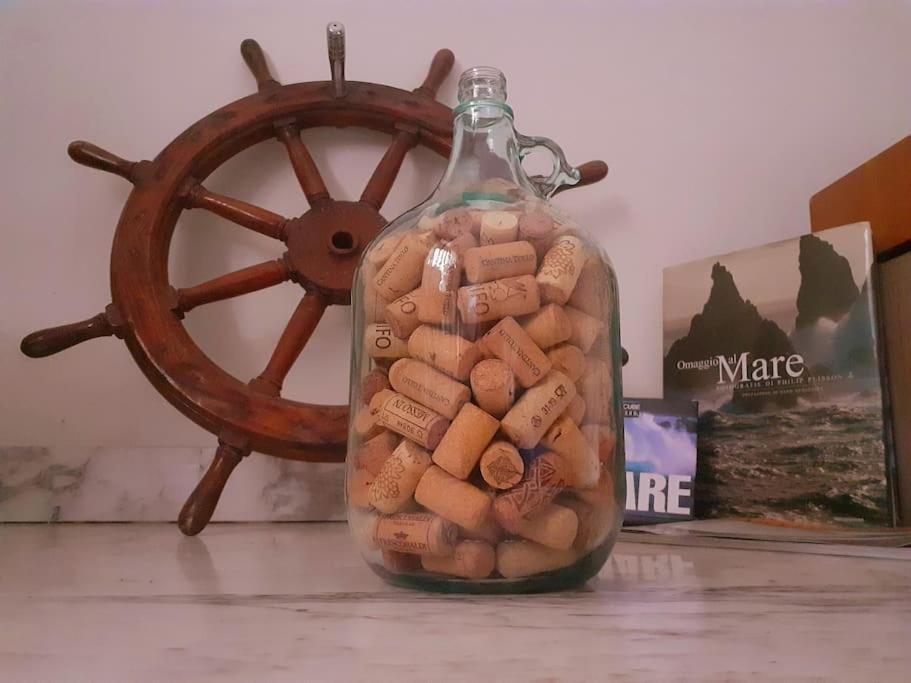 Casa Del Capitano Bed & Breakfast Наполи Екстериор снимка