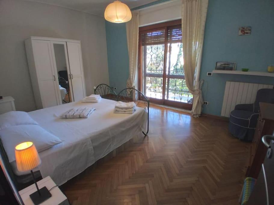 Casa Del Capitano Bed & Breakfast Наполи Екстериор снимка