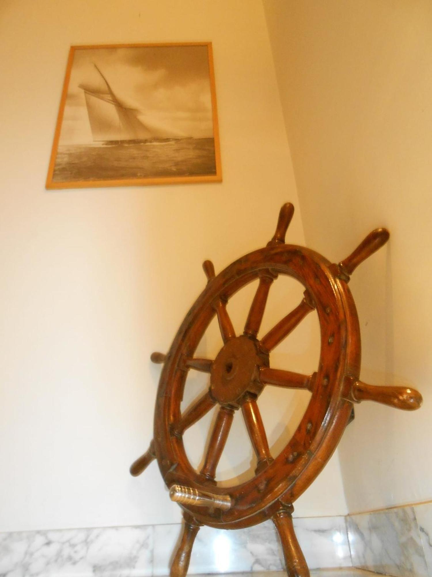 Casa Del Capitano Bed & Breakfast Наполи Екстериор снимка